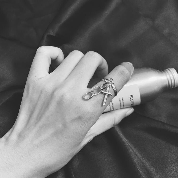 Silver Color Plated Retro Punk Hip-Hop Cross Ring Hand Finger Chain Adjustable Rings Jewelry Gift for Men Women Unisex Ring - PUNK TRIBU ARTISTIC BY EMLNO
