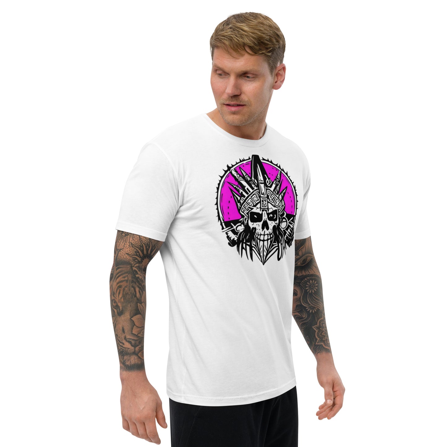 Camiseta de manga corta PUNK TRIBU. ¡Únete a la revolución de la moda artística y descubre un mundo de posibilidades con PUNK TRIBE! Explora nuestra colección de camisetas con estampados artísticos.